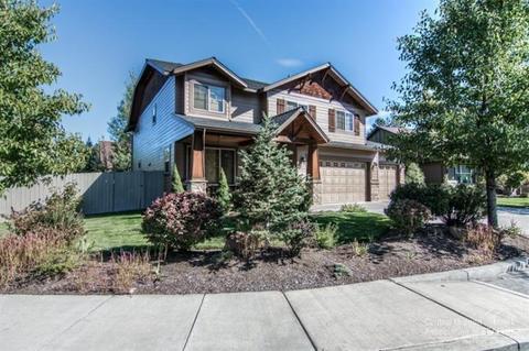 60981 Creekstone Loop, Bend, OR 97702 photo 2