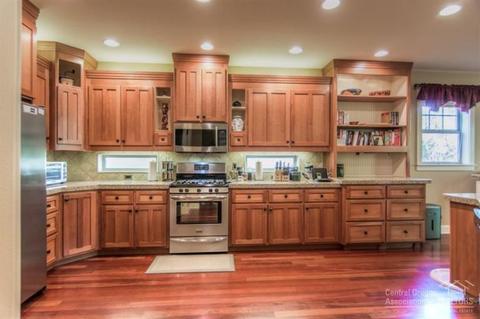 60981 Creekstone Loop, Bend, OR 97702 photo 8