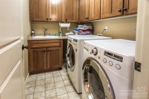 60981 Creekstone Loop, Bend, OR 97702 photo 16
