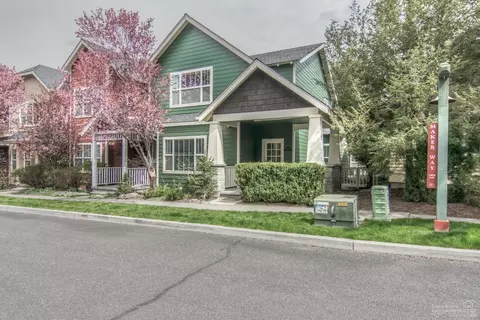 1830 NE Maker Way, Bend, OR 97701 photo 2