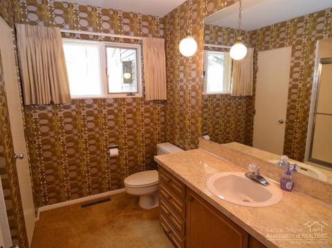 60150 Ridgeview Dr, Bend, OR 97702 photo 3