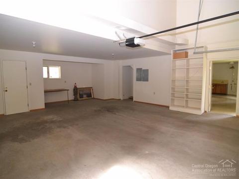 60150 Ridgeview Dr, Bend, OR 97702 photo 8