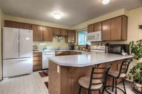 60475 Zuni Rd, Bend, OR 97702 photo 8