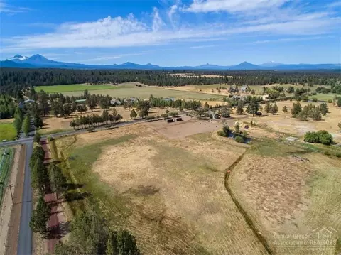 65040 Collins Rd, Bend, OR 97701 photo 8