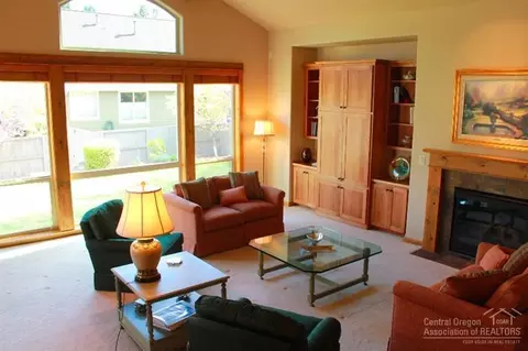 60822 SW Cobblestone Pl, Bend, OR 97702 photo 7