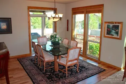 60822 SW Cobblestone Pl, Bend, OR 97702 photo 5