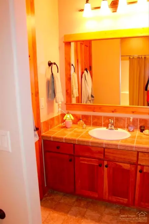 60822 SW Cobblestone Pl, Bend, OR 97702 photo 18