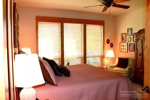 60822 SW Cobblestone Pl, Bend, OR 97702 photo 12