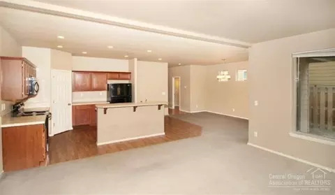 62021 Quail Run Pl, Bend, OR 97701 photo 5