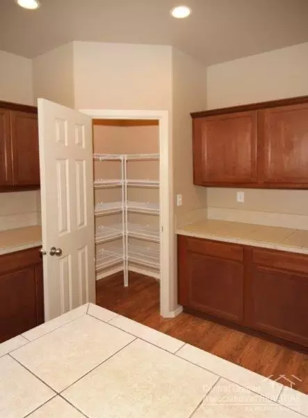 62021 Quail Run Pl, Bend, OR 97701 photo 7