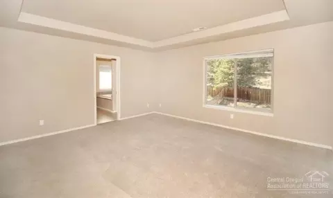 62021 Quail Run Pl, Bend, OR 97701 photo 9