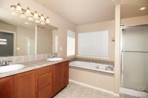 62021 Quail Run Pl, Bend, OR 97701 photo 10