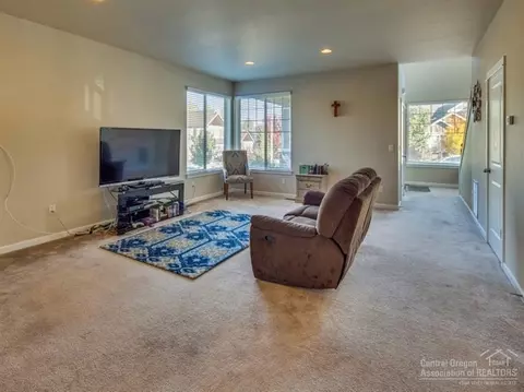 20697 Wandalea Dr, Bend, OR 97701 photo 13