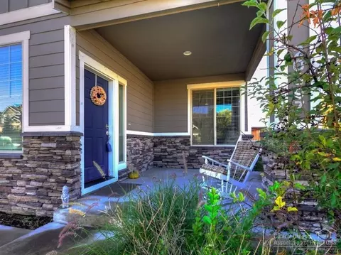 20697 Wandalea Dr, Bend, OR 97701 photo 5