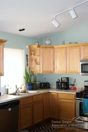 21331 Puffin Dr, Bend, OR 97701 photo 5