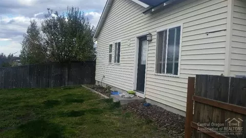 63177 Lancaster St, Bend, OR 97701 photo 6