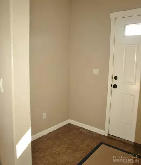 20682 Glen Falls Pl, Bend, OR 97701 photo 8