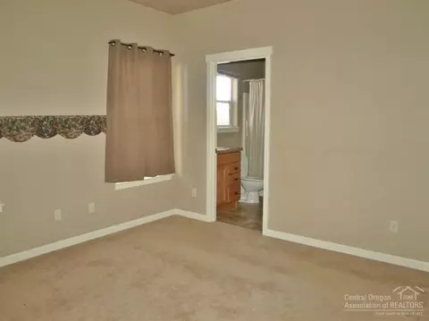 20682 Glen Falls Pl, Bend, OR 97701 photo 15