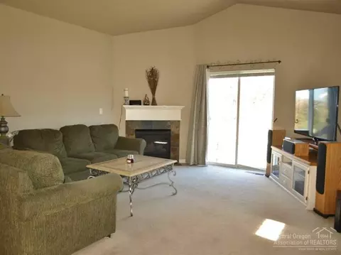 20682 Glen Falls Pl, Bend, OR 97701 photo 12