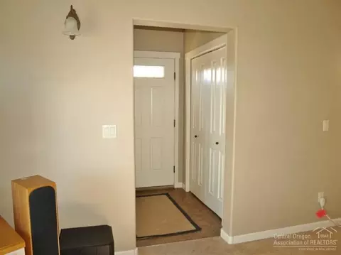 20682 Glen Falls Pl, Bend, OR 97701 photo 10