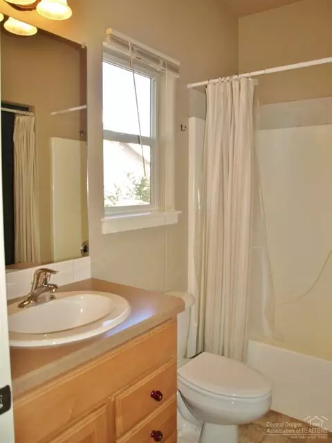 20682 Glen Falls Pl, Bend, OR 97701 photo 17