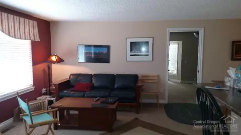 63371 Vogt, Bend, OR 97701 photo 3