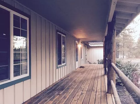56239 Solar, Bend, OR 97707 photo 4