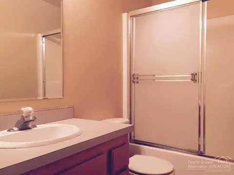56239 Solar, Bend, OR 97707 photo 15