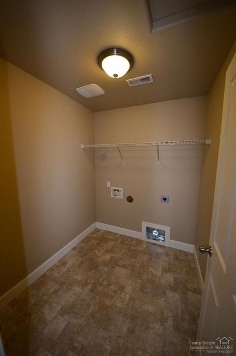 63160 Lancaster St, Bend, OR 97701 photo 15