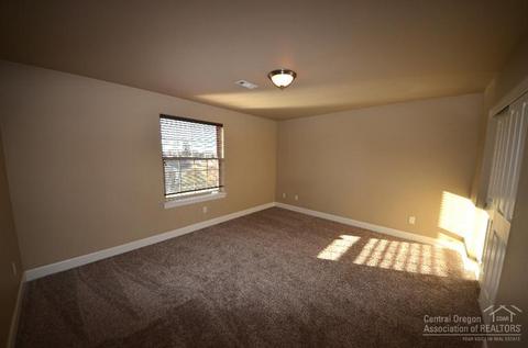 63160 Lancaster St, Bend, OR 97701 photo 9