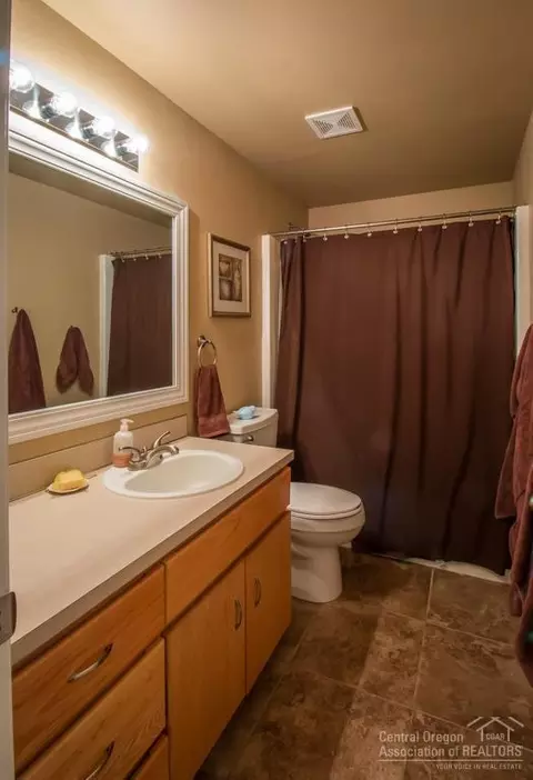 21221 Gift Rd, Bend, OR 97703 photo 16