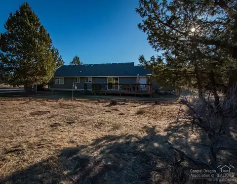 21221 Gift Rd, Bend, OR 97703 photo 5
