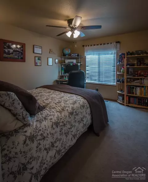 21221 Gift Rd, Bend, OR 97703 photo 18