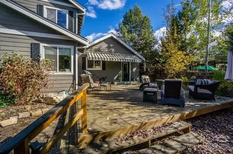 63501 NE Stacy Ln, Bend, OR 97701 photo 17