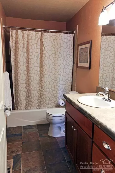 60967 Amethyst St, Bend, OR 97702 photo 11