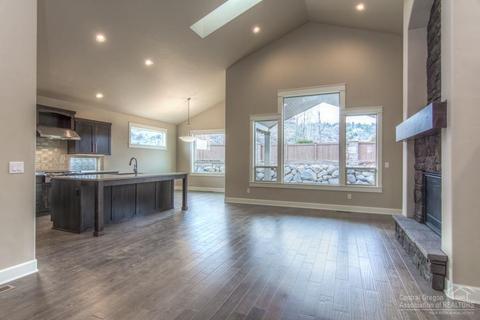 2615 NW Boulder Ridge Loop, Bend, OR 97703 photo 3