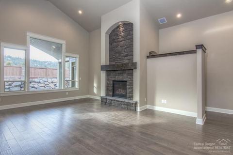 2615 NW Boulder Ridge Loop, Bend, OR 97703 photo 4