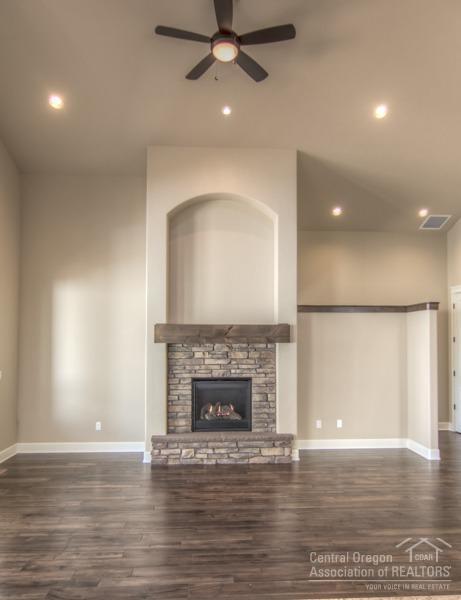 2616 NW Boulder Ridge Loop, Bend, OR 97703 photo 13