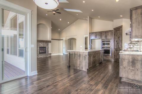 2616 NW Boulder Ridge Loop, Bend, OR 97703 photo 12