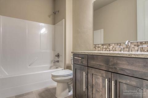 2630 NW Boulder Ridge Loop, Bend, OR 97703 photo 15