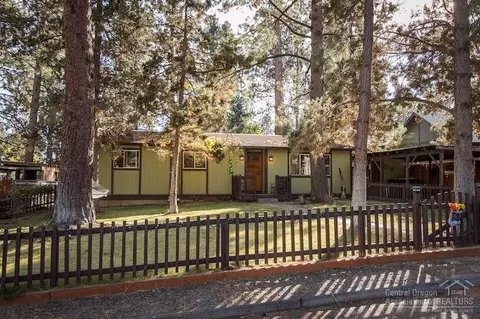 1545 NW Ithaca Ave, Bend, OR 97703 photo 1