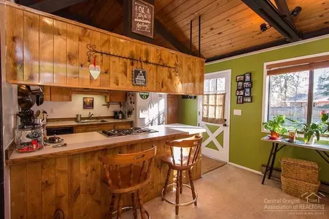 1545 NW Ithaca Ave, Bend, OR 97703 photo 14