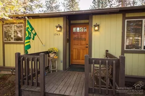 1545 NW Ithaca Ave, Bend, OR 97703 photo 3