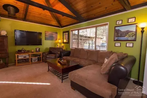 1545 NW Ithaca Ave, Bend, OR 97703 photo 6