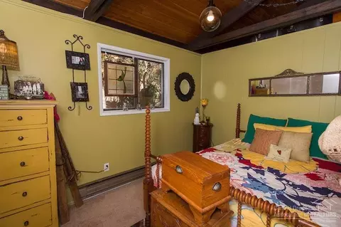 1545 NW Ithaca Ave, Bend, OR 97703 photo 8