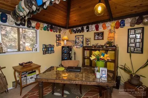 1545 NW Ithaca Ave, Bend, OR 97703 photo 9