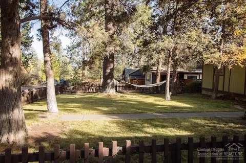 1545 NW Ithaca Ave, Bend, OR 97703 photo 19