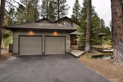 60767 Golf Village Loop, Bend, OR 97702 photo 2