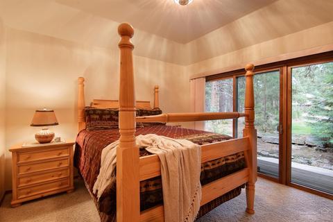 60767 Golf Village Loop, Bend, OR 97702 photo 9