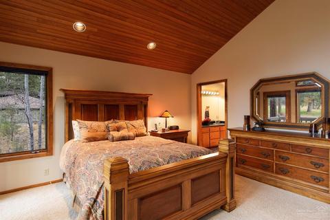 60767 Golf Village Loop, Bend, OR 97702 photo 12